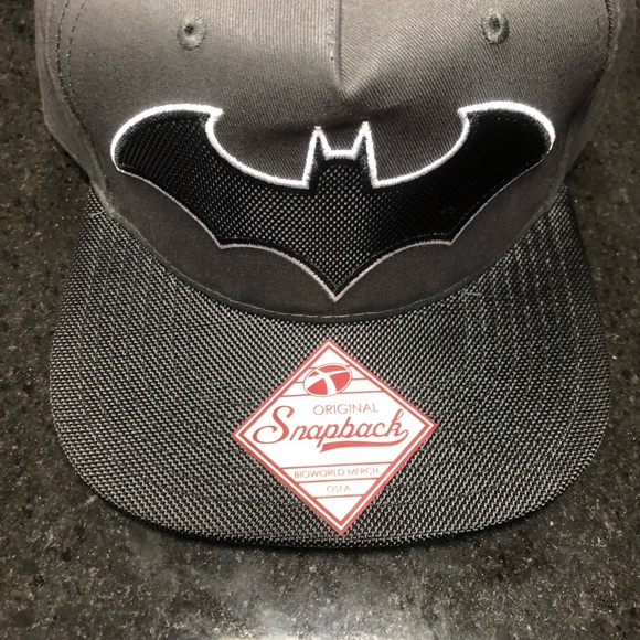 Batman SnapBack one size fits all - Picture 2 of 4